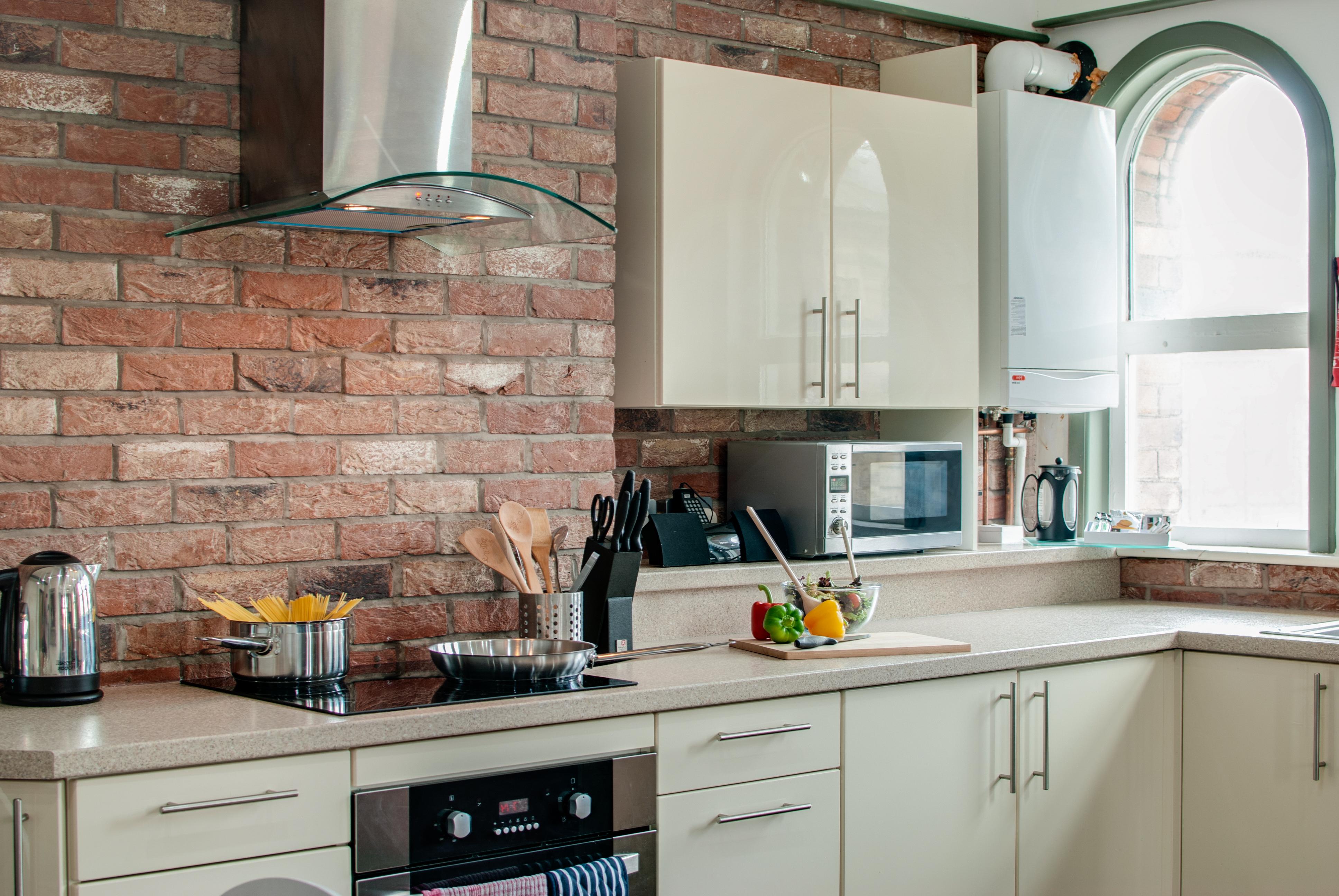 Apartment Base Serviced - Sir Thomas Street