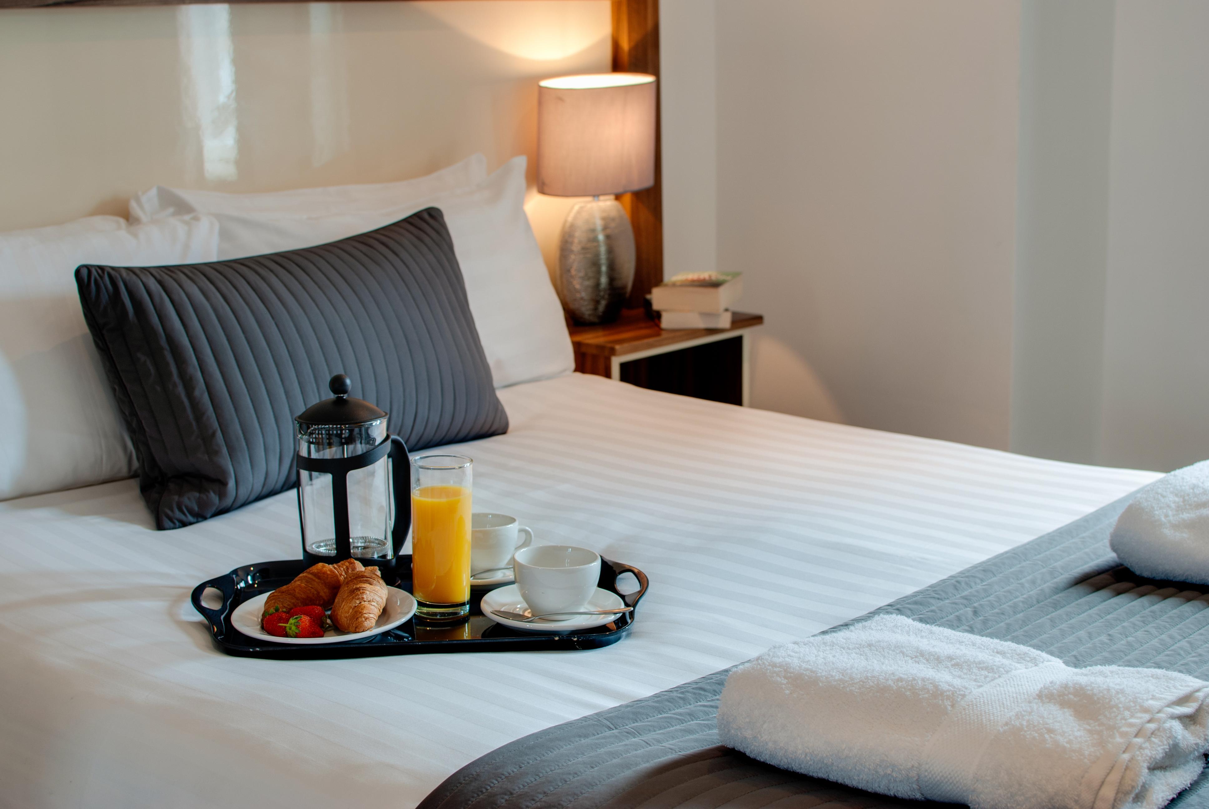 Base Serviced - Sir Thomas Street *
