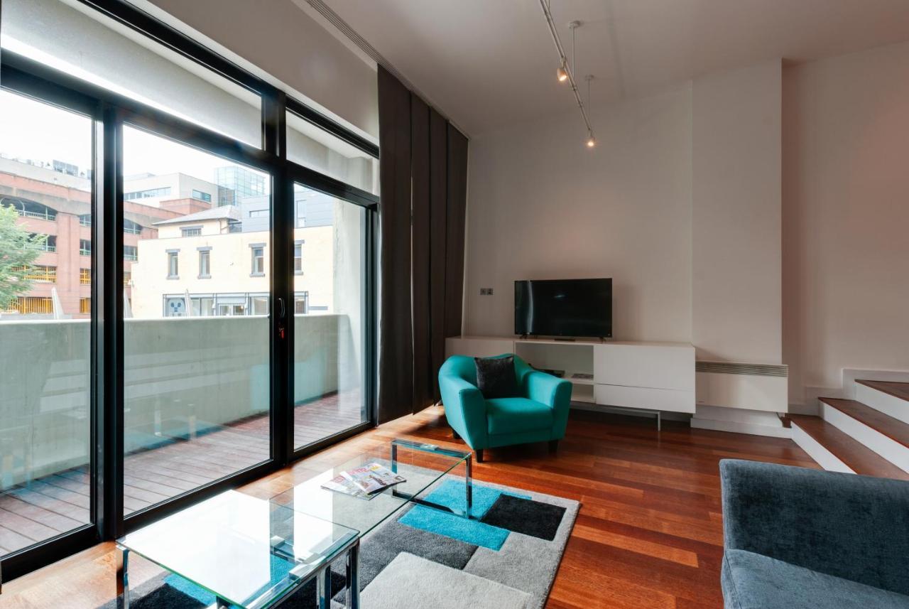 Base Serviced - Sir Thomas Street Apartment