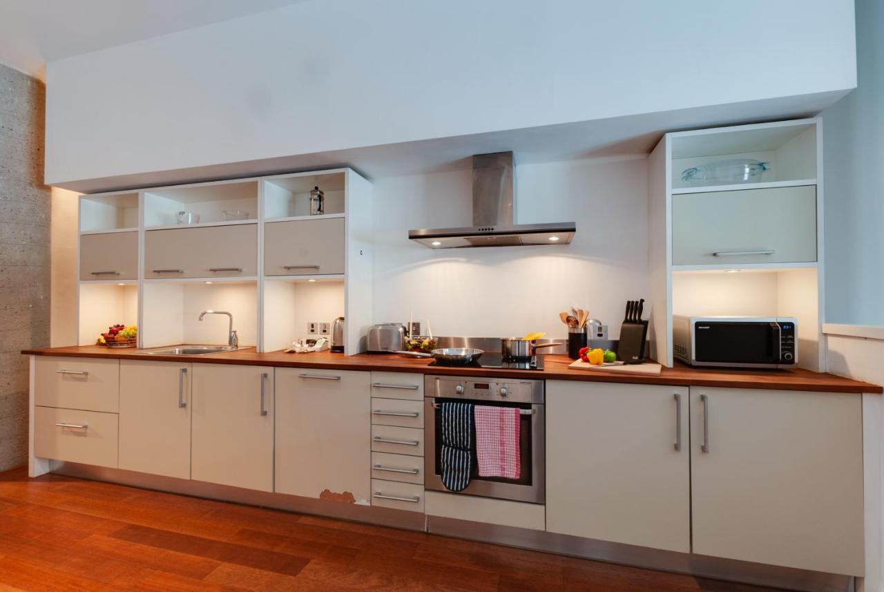 Base Serviced - Sir Thomas Street
